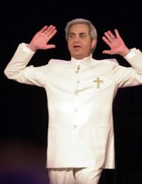 How Benny Hinn spends money