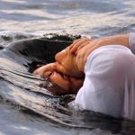 1 crazy suggestion about Matthew 28:19-20 that just might solve the baptism debate